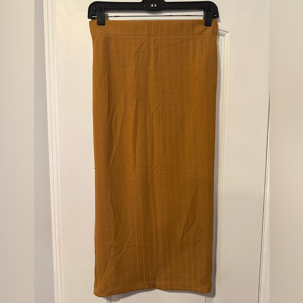 Mustard Ribbed Two-Piece Set - Picture 5 of 5